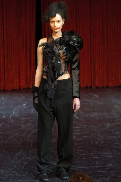 Look 17
